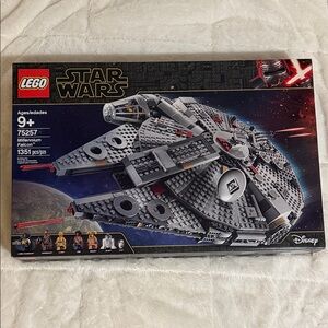 LEGO Star Wars Millennium Falcon + Han Solo Minifig